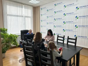 Обязательно ли выделять доли детям в квартире,  приобретенной на материнский капитал